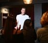 L'ancien professeur de sport de la "Star Academy" s'est retrouvé sous le feu des critiques après des propos polémiques concernant la présence de drag-queens au château. 

Exclusif - Christophe Pinna, l'ancien professeur de sport de la Star Academy et champion du monde de Karaté, était sur les planches, à Nice, au Carré d'Or, le 8 avril 2026, pour un seul en scène, où il a fait partager au public son parcours, sa maladie, ses doutes, ses peines et aujourd'hui ses espoirs.
© Bruno Bebert/Bestimage