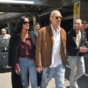 Narah Baptista, Vincent Cassel à l'aéroport de Nice avant le 77e Festival de Cannes à Nice, France, le 18 mai 2024. Photo by Julien Reynaud/APS-Medias/ABACAPRESS.COM