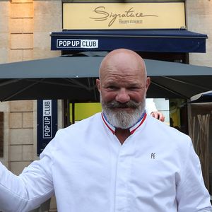 Le chef Philippe Etchebest décline son plat "Signature" en mode street food au sein du Pop Up Club à Bordeaux le 11 septembre 2023.
© Fabien Cottereau / Bestimage