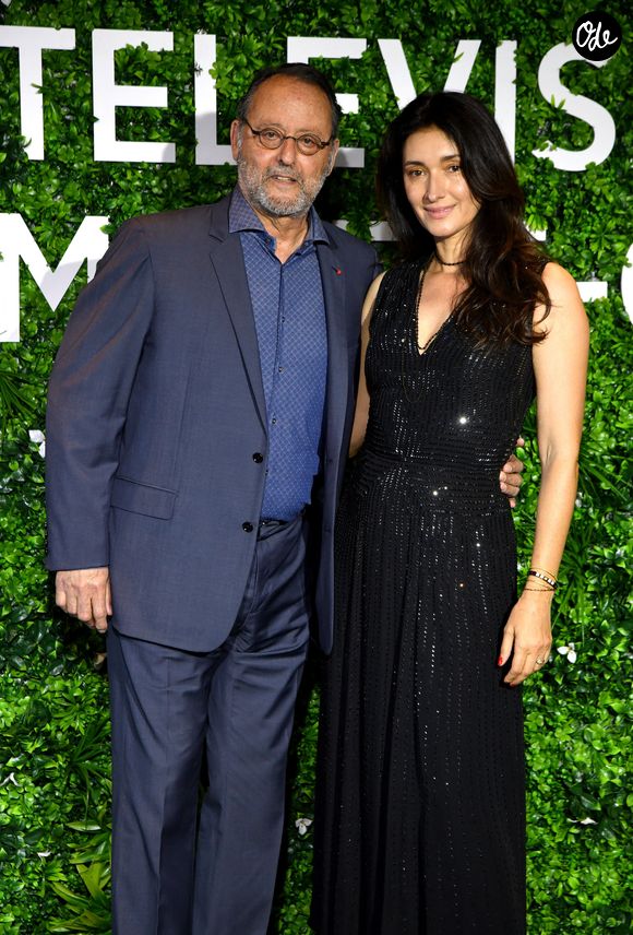 Divorcé puis remarié, l'acteur a toutefois veillé à maintenir un lien fort avec toute sa tribu tout au long des années.

Jean Reno et sa femme Zofia au 61eme Festival de Télévision de Monte Carlo au Grimaldi Forum, le 18 juin 2022. 

© Bruno Bebert / Bestimage