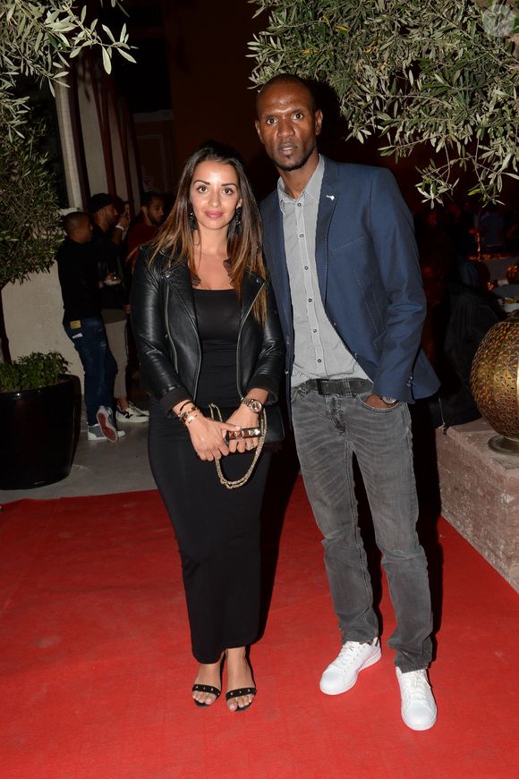 “Il y a des moments qui parlent sans mots et celui-ci en fait partie”, écrit Hayet Abidal

Exclusif - Eric Abidal et sa femme Hayet au cocktail "Aftershow" dans le cadre du festival Marrakech du Rire 2016. Marrakech, le 4 juin 2016. © Bellak Rachid/Bestimage