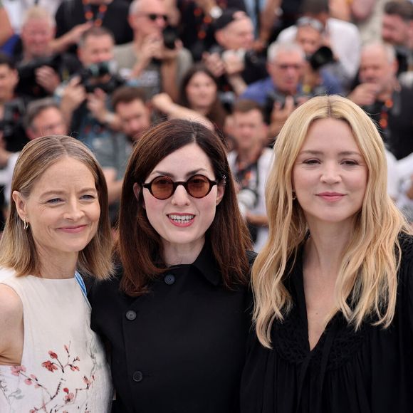 Jodie Foster, Rebecca Zlotowski et Virginie Efira au photocall du film "Vie Privée" lors du 78ème Festival International du Film de Cannes, au Palais des Festivals à Cannes, France, le 21 mai 2025. © Jacovides-Moreau/Bestimage