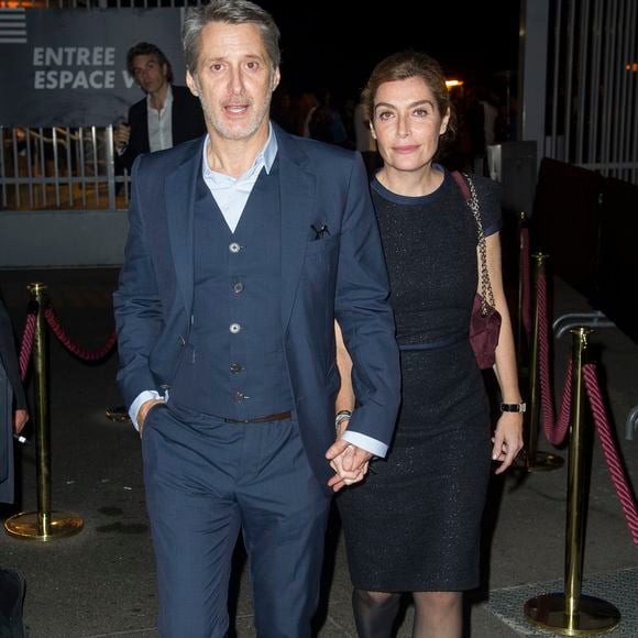 Exclusif - Antoine de Caunes et sa femme Daphné Roulier - Arrivées des people à la soirée des 30 ans de Canal + au Palais des Sports à Paris le 31 octobre 2014.