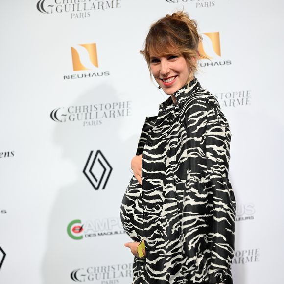 Léa François (enceinte) - Photocall du défilé  de mode prêt-à-porter printemps-été 2023 Femmes "Christophe Guillarmé" lors de la fashion week de Paris à l'Atelier Renault à Paris le 28 septembre 2022. © Rachid Bellak/Bestimage