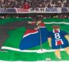 Luis Enrique a eu le malheur de perdre sa fille Xana lorsqu’elle avait 9 ans des suites d’une maladie

Info - Après le triomphe du PSG en Ligue des champions, les supporteurs parisiens ont rendu hommage à Xana la fille de Luis Enrique, décédée à l’âge de 9 ans en 2019 - Le magnifique tifo des supporters du PSG en hommage à Xana avec son Luis Enrique (coach du PSG) lors de la Finale de la Ligue Des Champions 2025 "PSG - Inter Milan" à l'Allianz Arena de Munich, le 31 mai 2025.