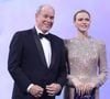 Charlène de Monaco et le prince Albert II ont assisté à la cérémonie de clôture.

Le prince Albert II de Monaco et la princesse Charlène lors de la cérémonie de clôture du 65e Festival de télévision de Monte-Carlo, le 16 juin 2026.

© Denis Guignebourg / Bestimage