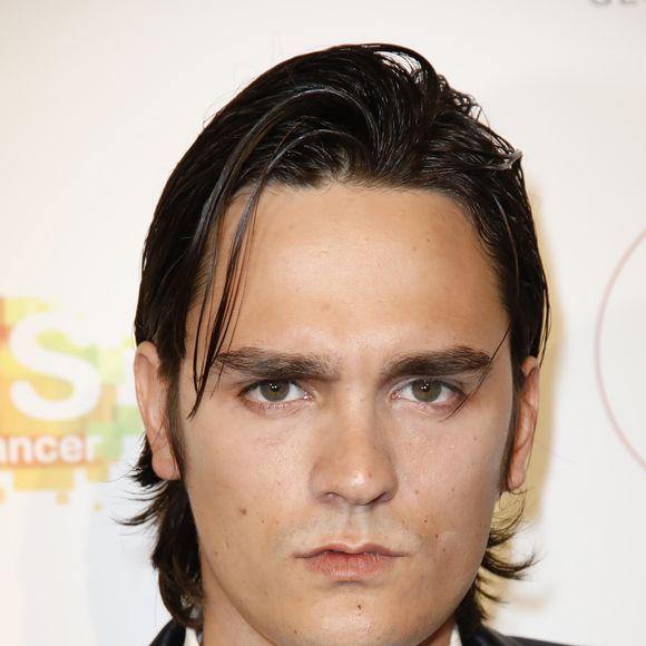 Alain-Fabien Delon au photocall de la 10ème édition du "Global Gift Gala" à l'hôtel Four Seasons George V à Paris, le 3 juin 2019.
© Marc Ausset-Lacroix/Bestimage