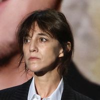 Charlotte Gainsbourg au coeur d'une controverse, elle réagit enfin après avoir reçu un beau soutien