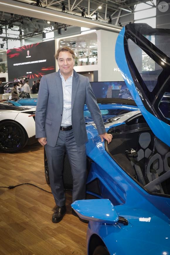 Laurent Tapie (re-fondateur et Pdg de Delage automobile) a fait revivre la marque Delage, au Mondial de l’Auto 2024, à Paris, France, le 14 octobre 2024. © Jack Tribeca / Bestimage