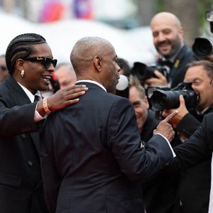 L'origine de cette altercation reste encore floue à l'heure actuelle

ASAP Rocky, Denzel Washington - Montée des marches du film « Highest 2 Lowest  » lors du 78ème Festival International du Film de Cannes, au Palais des Festivals à Cannes. Le 19 mai 2025
© Olivier Borde/ Bestimage