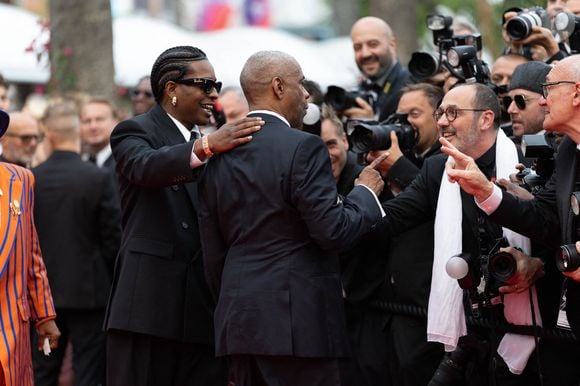 L'origine de cette altercation reste encore floue à l'heure actuelle

ASAP Rocky, Denzel Washington - Montée des marches du film « Highest 2 Lowest  » lors du 78ème Festival International du Film de Cannes, au Palais des Festivals à Cannes. Le 19 mai 2025
© Olivier Borde/ Bestimage