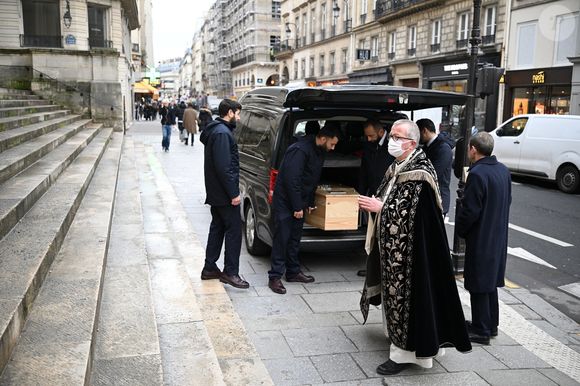 La chanteuse star des années 60 s'en est allée à l'âge de 82 ans.

Obsèques Georgette Lemaire en l'église Saint-Roch à Paris, France, le 14 janvier 2026. © Pierre Perusseau/Bestimage