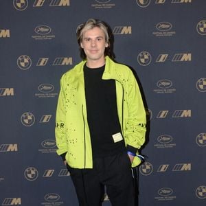 Exclusif - Orelsan - Photocall du dîner organisé par BMW, suivi d'un concert de Orelsan sur la plage de l'hôtel Martinez en marge du 76ème Festival International du Film de Cannes, France, le 18 mai 2023. © Rachid Bellak/Bestimage