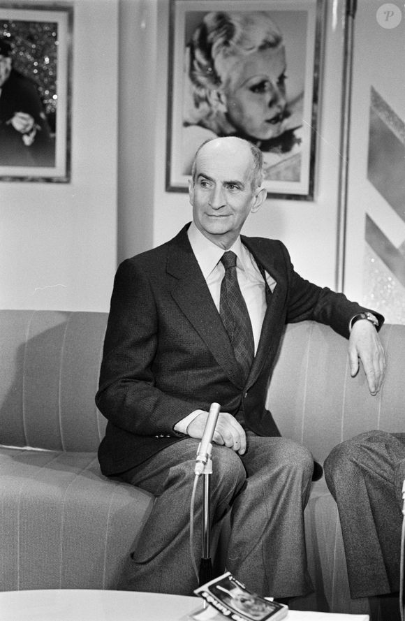 Archives - En France, à Paris, sur le plateau des Rendez-vous du dimanche, Louis de Funès le 17 mars 1978. © Michel Ristroph via Bestimage
