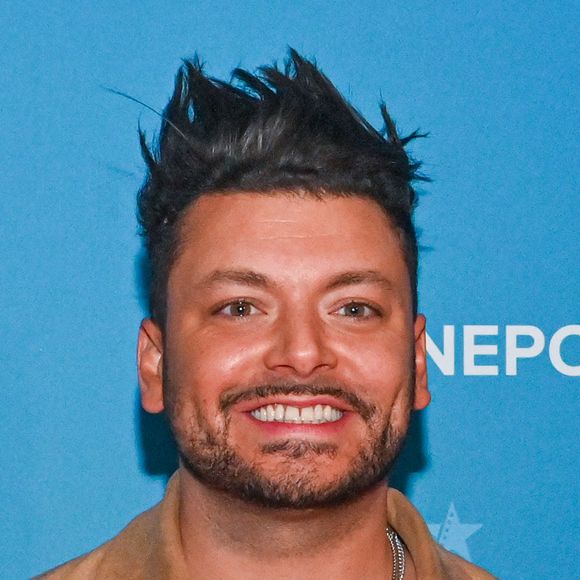 Kev Adams lors de l'avant-première du nouveau film Maison de Retraite 2 à Imagibraine, Braine l'Alleud, Belgique le 20 février 2024. Photo by Andrieu Frederic/Agenge Peps/Content Curation/ABACAPRESS.COM