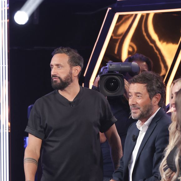 Exclusif - Cyril Hanouna, Bernard Montiel, sur le plateau de l’enregistrement de l’émission « Face à Hanouna » présentée parC.Hanouna et diffusée sur C8 le 08 septembre 2024, à Paris, France, le 05 septembre 2024. © Jack Tribeca / Bestimage