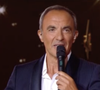 Nikos a confirmé avec humour : « Il y a eu une rumeur… Eh bien non, elle n’était pas sur le plateau ».

Extrait du lancement de la "Star Academy" sur TF1