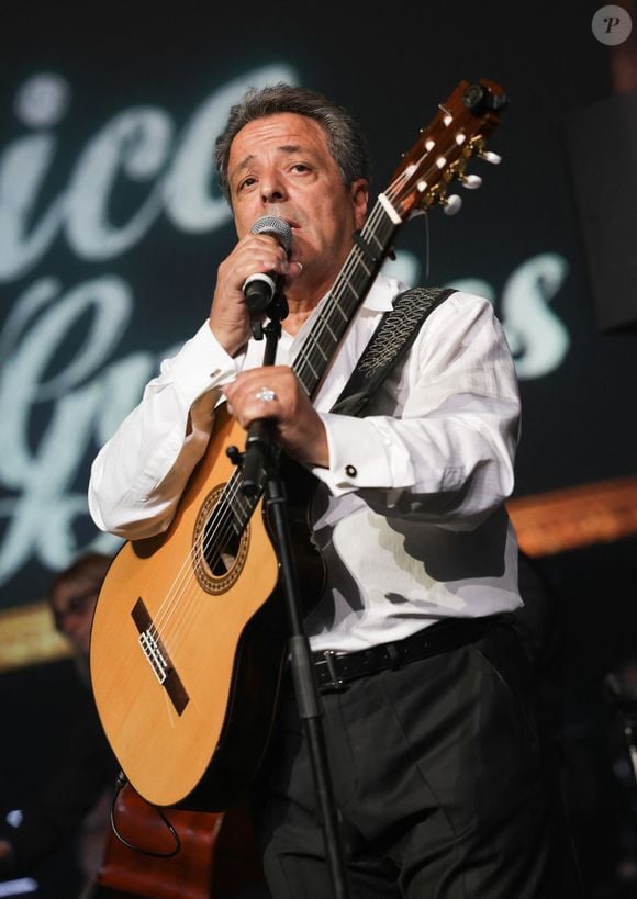 Exclusif - Chico Bouchikhi - Chico & The Gypsies célèbrent 45 ans de carrière au Palais des Congrès avec un concert symphonique inédit le 24 mai 2025. Portés par 80 musiciens et des invités prestigieux, leurs tubes cultes ont résonné dans une version grandiose, entre rumba, flamenco et symphonie.
© Guirec Coadic / Bestimage