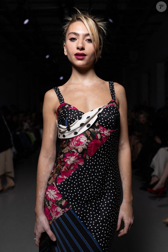 Loeva Soltani au Front Row du défilé Vaillant Collection Femme Prêt-à-Porter Automne/Hiver 2026-2027 lors de la Fashion Week de Paris (PFW) au palais de Tokyo, à Paris, France, le 6 mars 2026. © Julien Sarkissian/Bestimage
