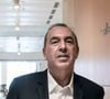 La condamnation définitive de Jean‑Marc Morandini pour corruption de mineurs a déclenché une vague de choc au sein de CNews, entre journalistes, téléspectateurs et sphère politique.

L'animateur de radio, journaliste, présentateur de télévision et producteur français, Jean-Marc Morandini arrive à la chambre correctionnel du tribunal judiciaire de Paris Batignolles, jugé pour "harcèlement sexuel" et "travail dissimulé", à Paris, France © Stéphane Lemouton/Bestimage