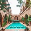 Avant d'acheter un ventilateur, essayez ce réflexe venu des riads marocains pour rafraîchir votre intérieur sans électricité