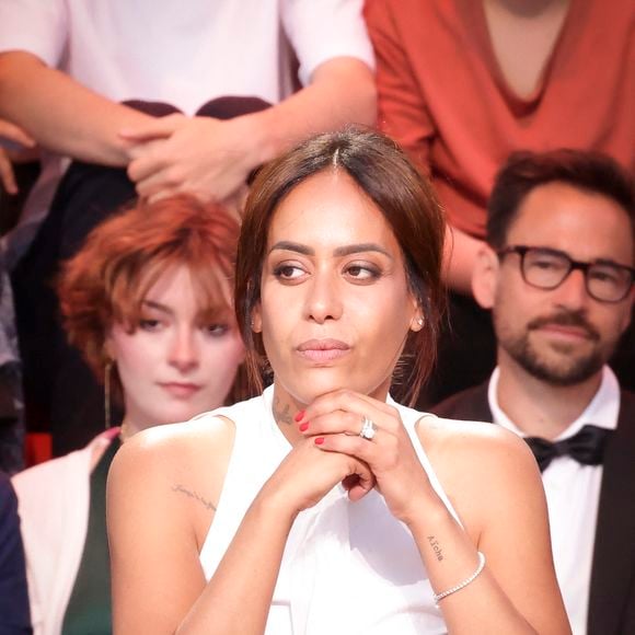 Exclusif - Amel Bent sur le plateau de l'émission "C à vous" lors du Film de Cannes, le 22 mai 2025. © Jack Tribeca / Bestimage