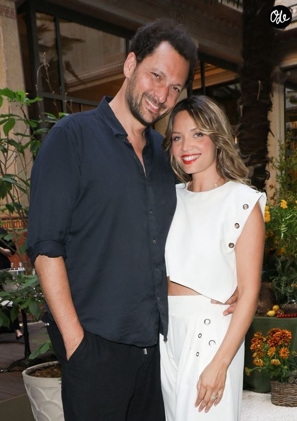 Éric Antoine et sa compagne Gennifer Demey lors de l'inauguration Le Patio by Norbert Tarayre au Prince de Galles à Paris, France, le 4 juillet 2025. © Coadic Guirec/Bestimage