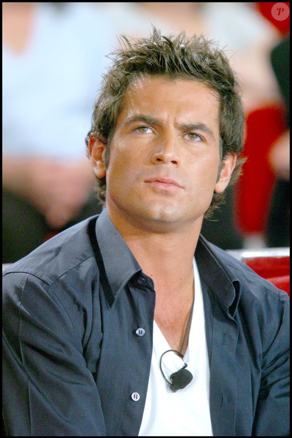 Le 16 septembre 2009 à seulement 35 ans, Filip Nikolic, l'ex-leader des 2be3, décédait prématurément. Avant sa disparition, il semblait traverser une période particulièrement délicate.

Archive - FILIP NIKOLIC (EX 2BE3) - ENREGISTREMENT DE L'EMISSION ' VIVEMENT DIMANCHE '. © Guillaume Gaffiot/Bestimage