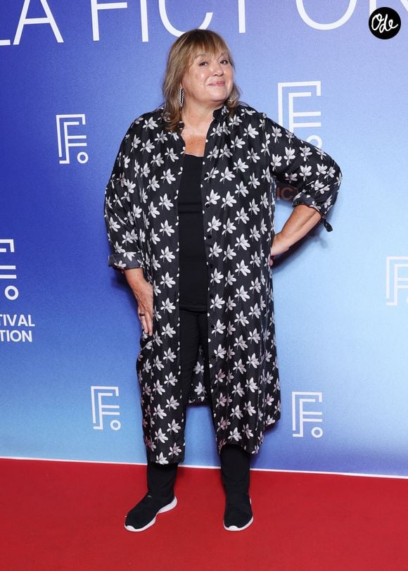Michèle Bernier au photocall de la projection de "Parfum du Bonheur" lors du 27ème Festival de la Fiction de la Rochelle, lFrance, le 19 septembre 2025. © Denis Guignebourg/Bestimage