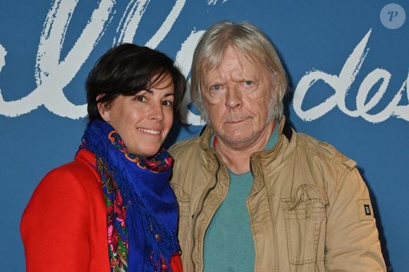 Le chanteur Renaud Sechan et sa femme Cerise assistent à l'avant-première de 'La vallée des fous' au cinéma Pathe Wepler à Paris, France, le 12 novembre 2024. Photo par Mireille Ampilhac/ABACAPRESS.COM