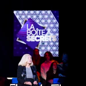 Michele Torr lors de l'enregistrement de l'émission "La Boîte à secrets", présentée par F.Bollaert et diffusée le 3 octobre 2025 sur France 3, dans les studios du Lendit à Saint-Denis, Seine Saint-Denis, France, le 9 septembre 2025. Photo par Pierre Perusseau/Bestimage