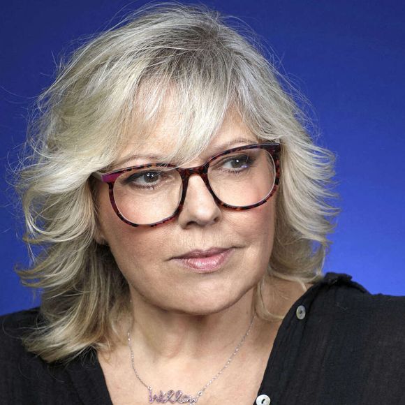 Laurence Boccolini pose lors d'une séance de portraits à Paris, France, le 20 juin 2024. Photo by VIM/ABACAPRESS.COM