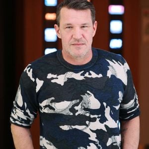 Exclusivité - Benjamin Castaldi pose à Paris, le 25 février 2021. Photo de Jérôme Domine/ABACAPRESS.COM
