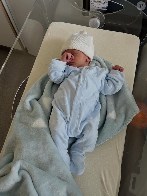 Et se porte bien, tout comme la maman !

L'humoriste et chroniqueur de "Quotidien" GuiHome est papa pour la première fois.