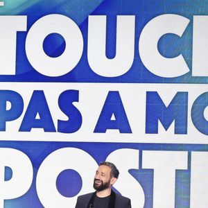 Exclusif - Cyril Hanouna, sur le plateau de l’émission « TPMP » présentée par C.Hanouna et diffusée en direct sur Youtube et sur toutes les box (SFR, FREE, Bouygues, MyCanal etc), Paris, France, le 20 mars 2025. © Jack Tribeca / Bestimage