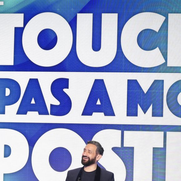 Exclusif - Cyril Hanouna, sur le plateau de l’émission « TPMP » présentée par C.Hanouna et diffusée en direct sur Youtube et sur toutes les box (SFR, FREE, Bouygues, MyCanal etc), Paris, France, le 20 mars 2025. © Jack Tribeca / Bestimage