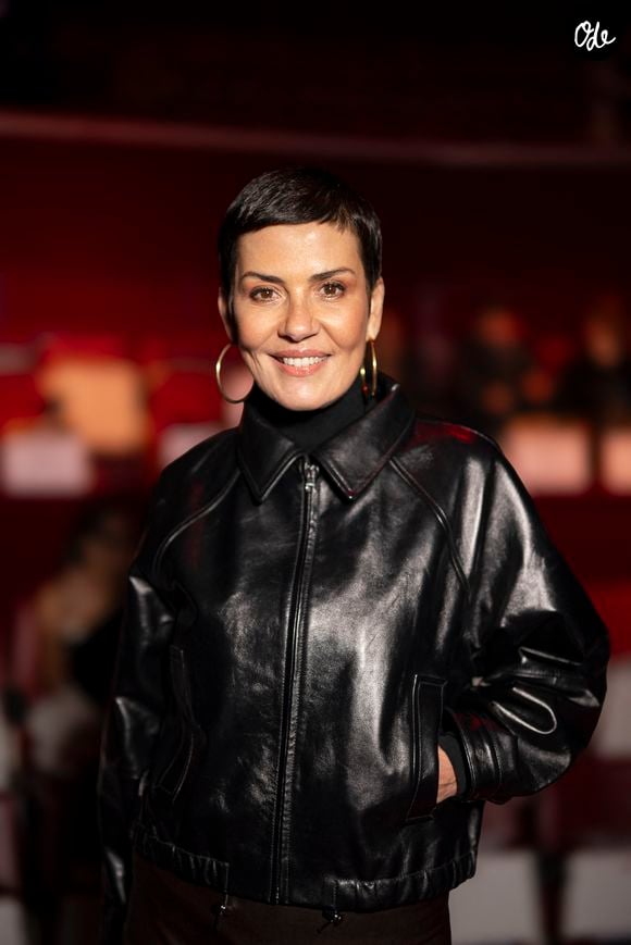 "Je vais venir avec plein d’énergie. Je vais venir avec les batteries rechargées, avec plein de nouveautés, plein de choses à partager", a-t-elle ajouté, rassurant ainsi sa communauté.

Cristina Córdula au défilé Stéphane Rolland "Collection Haute Couture Printemps/Eté 2026" lors de la Fashion Week de Paris,le 27 janvier 2026

© Pierre Perusseau / Bestimage