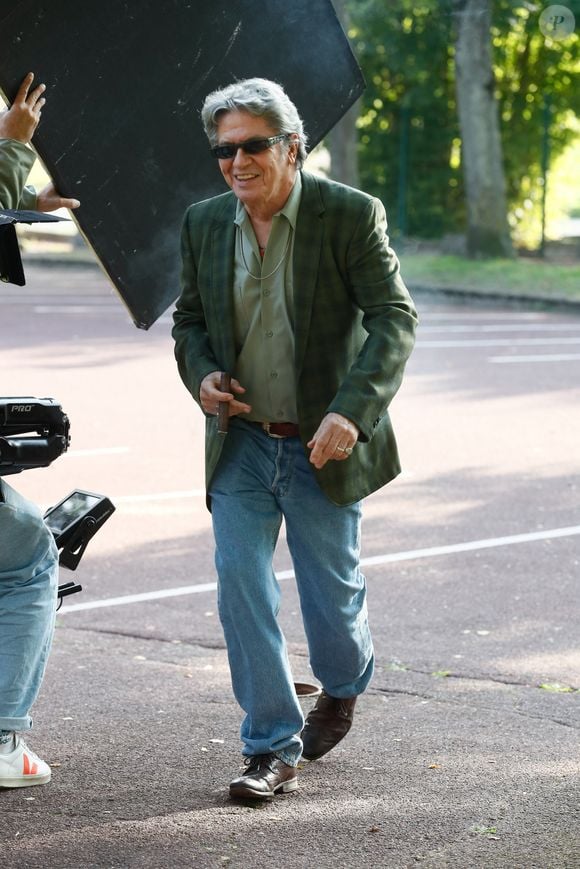 Exclusif - Lionnel Astier - Backstage - Tournage de l'émission "Panique au 31", scénarisée par A.Ducret et T.Villa, réalisée par G.Leforestier, diffusée le 30 décembre 2024 sur TF1.
© Christophe Clovis / Bestimage