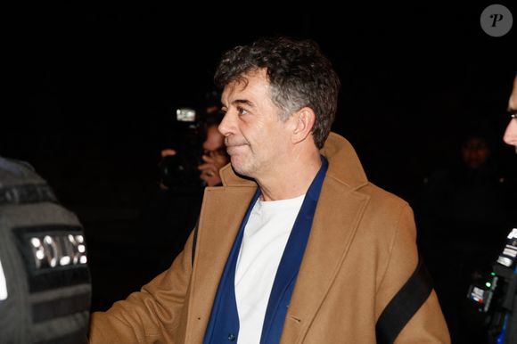 Procès de Stéphane Plaza : L'animateur sort du tribunal correctionnel de Paris après le réquisitoire : Une peine de 18 mois de prison avec sursis et 10 000 euros d’amende a été requise à son encontre le 9 janvier 2024. Le jugement sera rendu le 18 février. 

© Christophe Clovis / Bestimage