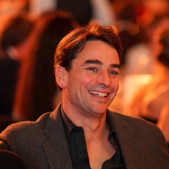 Julian Bugier lors de la soirée annuelle de gala de l'association Hope au pavillon Gabriel à Paris le 14 octobre 2025.


© Anne-Sophie Guebey / Bestimage