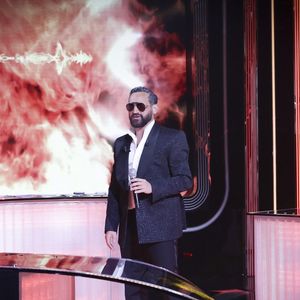 Exclusif - Cyril Hanouna, sur le plateau de l’émission « TPMP » La dernière sur C8,  présentée par C.Hanouna et diffusée en direct sur C8, Paris, France, le 27 fevrier 2025. © Jack Tribeca / Bestimage