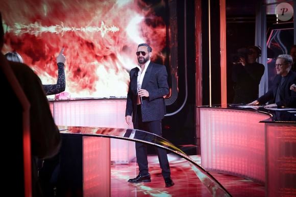 Exclusif - Cyril Hanouna, sur le plateau de l’émission « TPMP » La dernière sur C8,  présentée par C.Hanouna et diffusée en direct sur C8, Paris, France, le 27 fevrier 2025. © Jack Tribeca / Bestimage