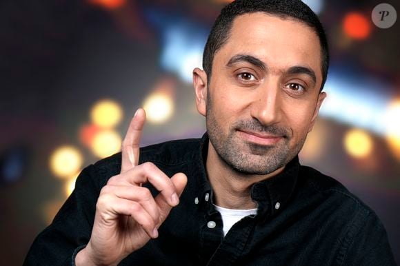 Exclusif - Jimmy Mohamed pose lors de l'enregistrement de l'émission "Chez Jordan" le 18 avril 2022. © Cédric Perrin/Bestimage