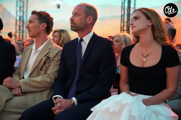 "Chablis et ses habitants occupent une place importante dans l’identité de notre famille", confie Emma Watson. 

Le prince de Galles (le prince William) est assis aux côtés d'Emma Watson (à droite) et de l'acteur Benedict Cumberbatch (à gauche) alors qu'il assiste au forum d'affaires historique réunissant des dirigeants d'entreprises mondiales pour l'organisation United for Wildlife de la Royal Foundation à Frameless, dans le centre de Londres, marquant ainsi le début de la Semaine d'action pour le climat. © Kirsty Wigglesworth / PA Photos / Bestimage