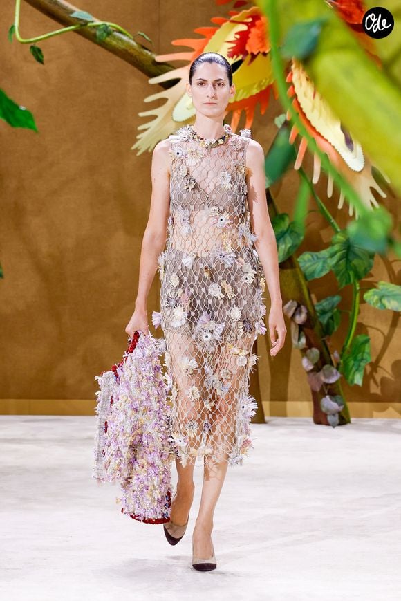 Défilé de mode Chanel Collection Haute Couture Automne/Hiver 2026-2027 lors de la Fashion Week de Paris (PFW) au Grand Palais, à Paris, France, le 7 juillet 2026. © Bestimage