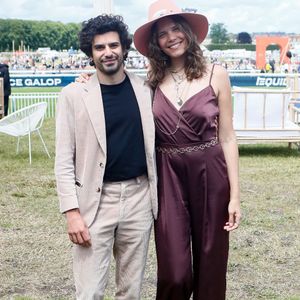 Vanille Clerc (fille de Julien Clerc et de Virginie Coupérie-Eiffel) - People au prix de Diane à l'hippodrome de Chantilly, France, le 16 juin 2024. © Christophe Clovis / Bestimage