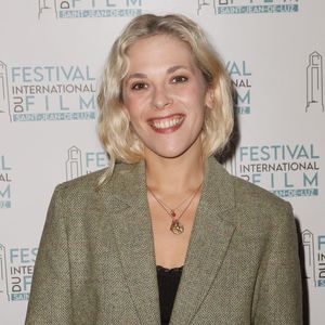 Pour la comédienne, il s’agirait de véritables "signes" envoyés par son père, une manière pour lui de manifester sa présence, même depuis l’autre monde...

Alysson Paradis membre du jury du festival international de Saint-Jean de Luz le 5 Octobre 2023. Patrick Bernard/ Bestimage