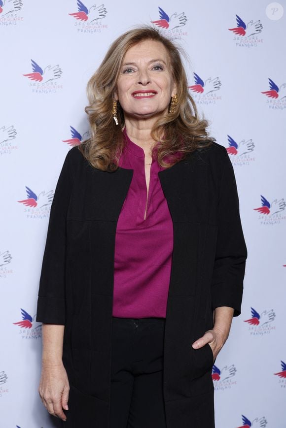 Valérie Trierweiler au photocall de la soirée annuelle du Secours Populaire au Musée des Arts Forains à Paris le 2 décembre 2024.

© Denis Guignebourg / Bestimage