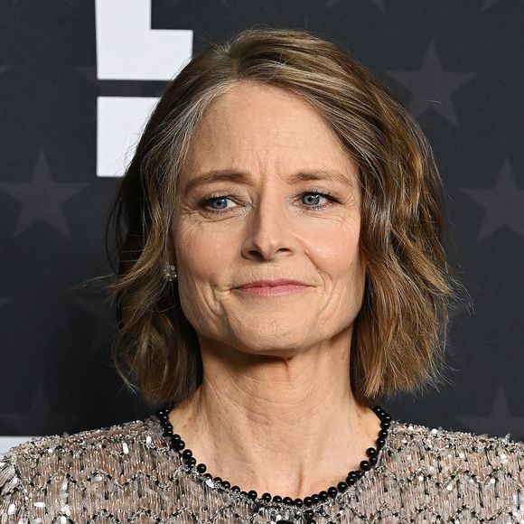 Jodie Foster au photocall de la 30ème édition des Critics Choice Awards au Barker Hangar à Santa Monica le 7 février 2025. Photo par Broadimage / Bestimage