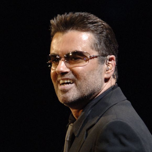 Photo d'archives du 18 novembre 2006 du chanteur George Michael. Crédit Yui Mok/PA Wire/Abaca